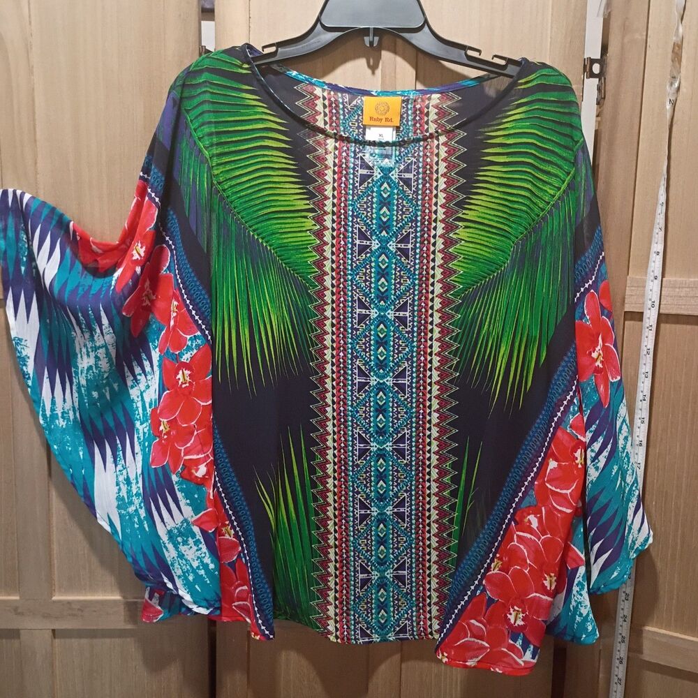 Ruby rd Pancho over tank xl floral striped